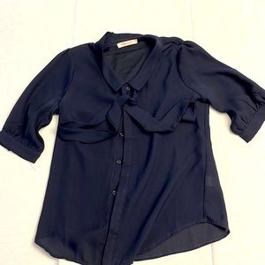 Navy 1/4 length button down with tie neck